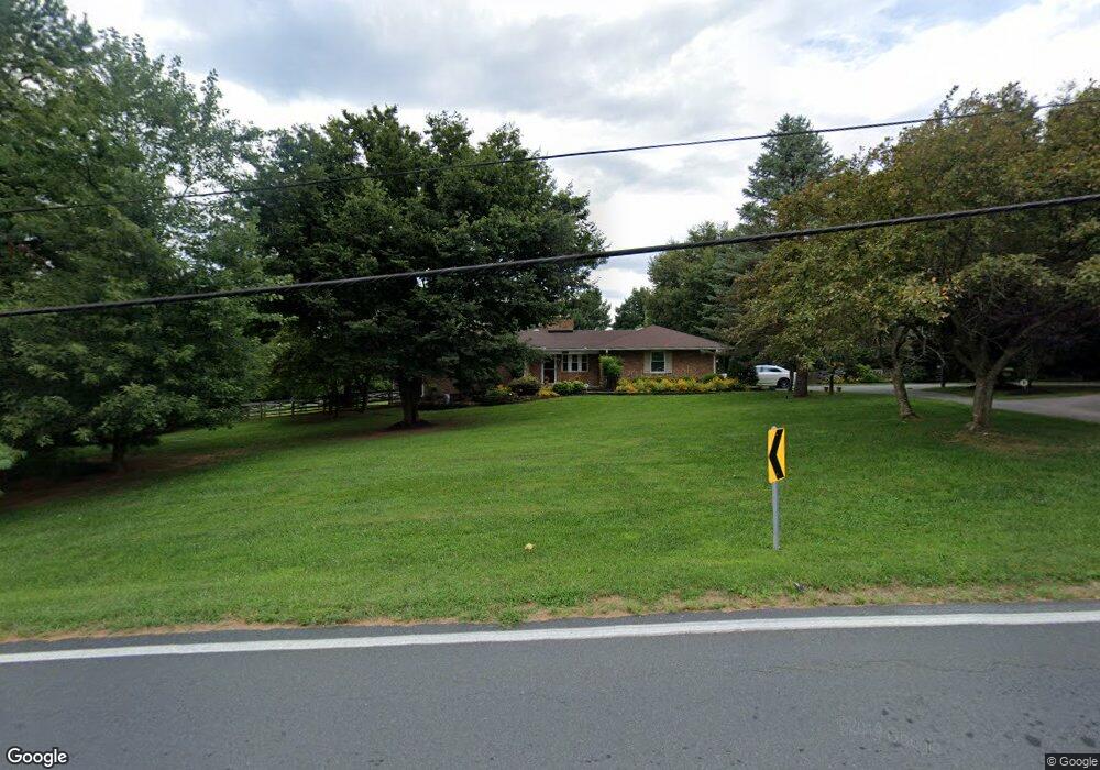 1050 Streaker Rd, Sykesville, MD 21784 - photo 1