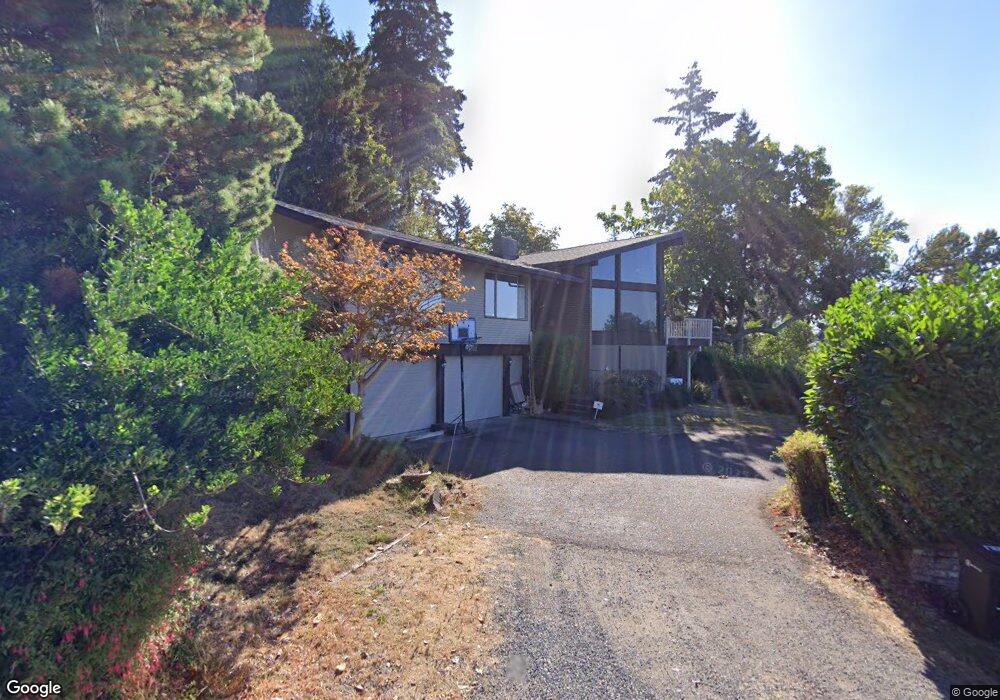 7611 W Mercer Way, Mercer Island, WA 98040 - photo 1