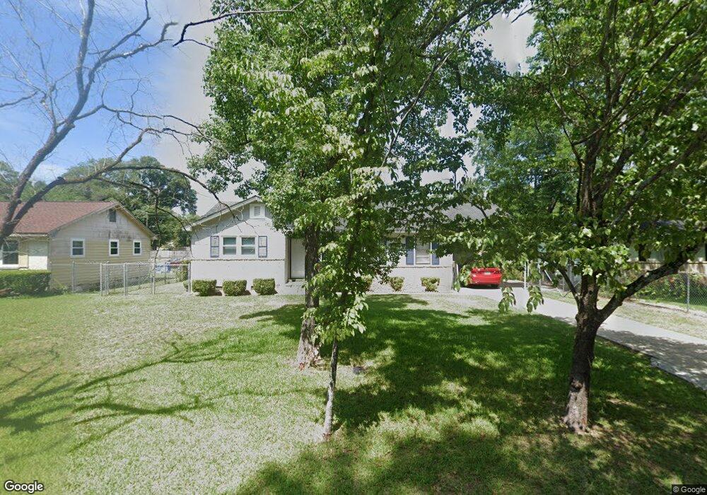 805 S Shadowlawn Dr, Albany, GA 31707 - photo 1