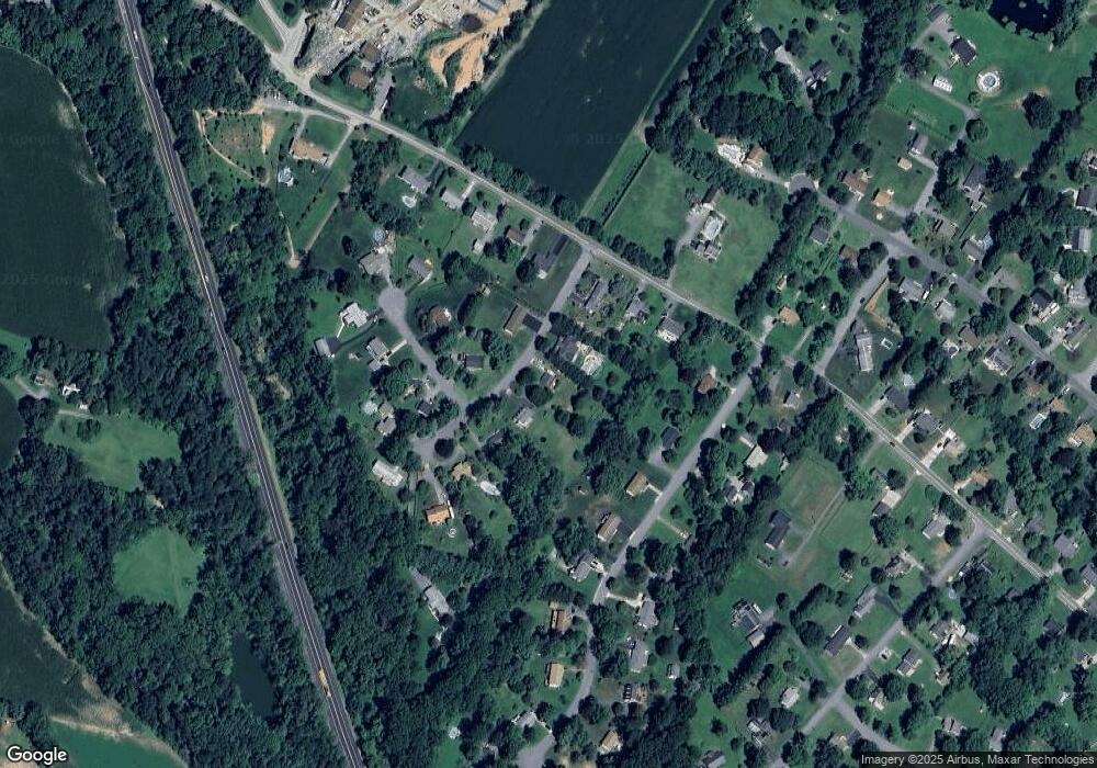 4405 Carroll Park Ct, Sykesville, MD 21784 - photo 1