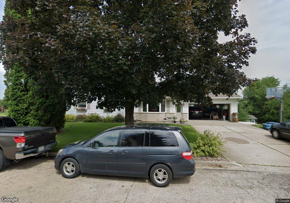 121 Milke Dr, Potosi, WI 53820 - photo 1