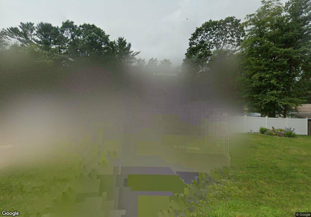 20 Meadowood Dr, South Dartmouth, MA 02748 - photo 1