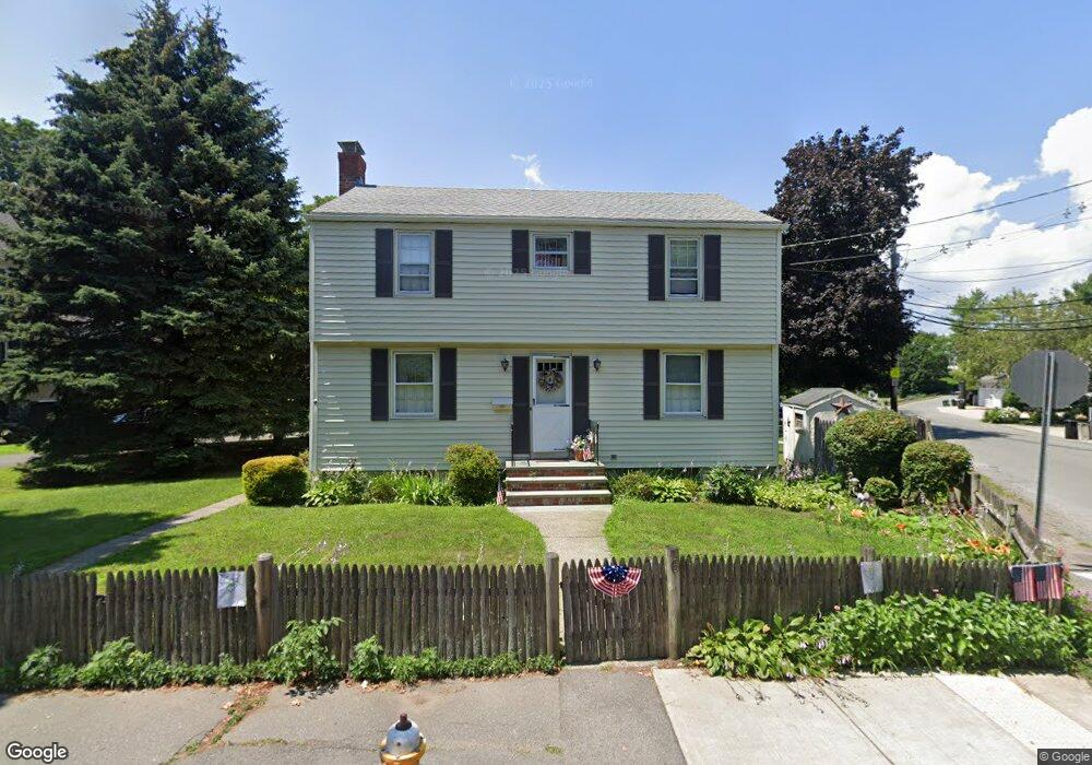 6 Pond St, Marblehead, MA 01945 - photo 1