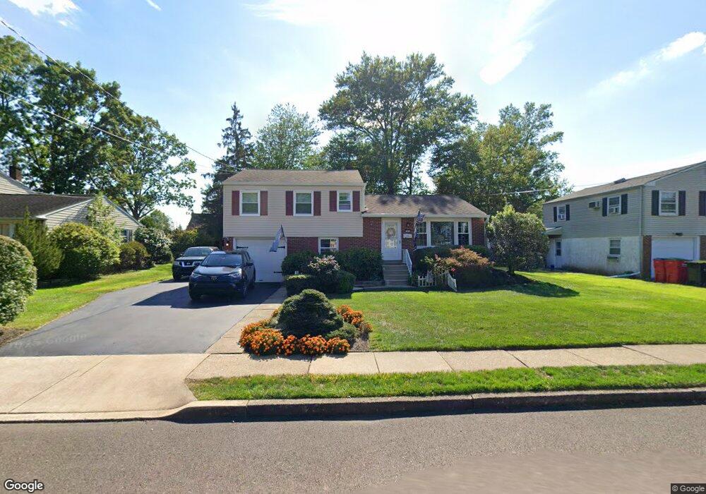 1036 Emerald Ave, Lansdale, PA 19446 - photo 1