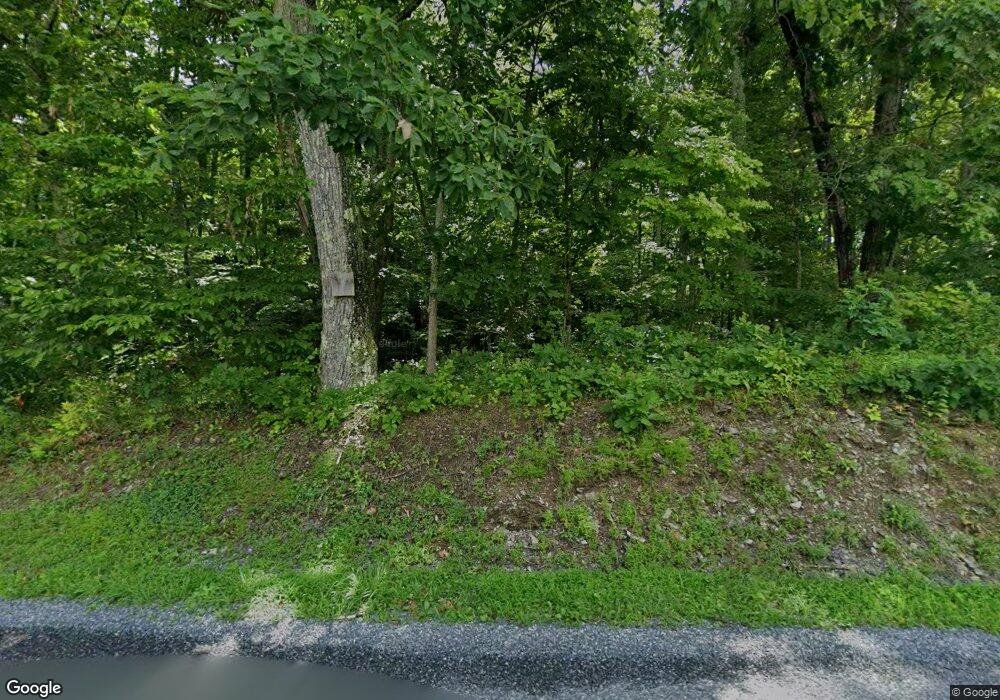 212 Market Ln, Clinton Corners, NY 12514 - photo 1