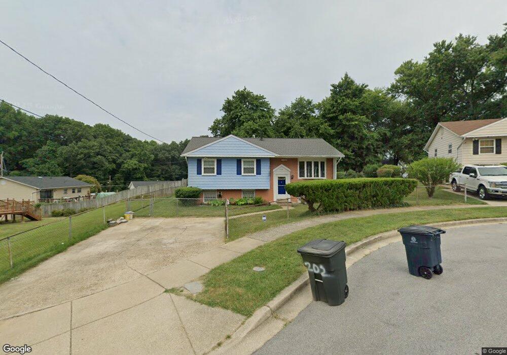 202 Pepper Ct, Capitol Heights, MD 20743 - photo 1