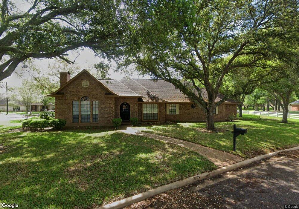 2800 Oak Dr, Bay City, TX 77414 - photo 1