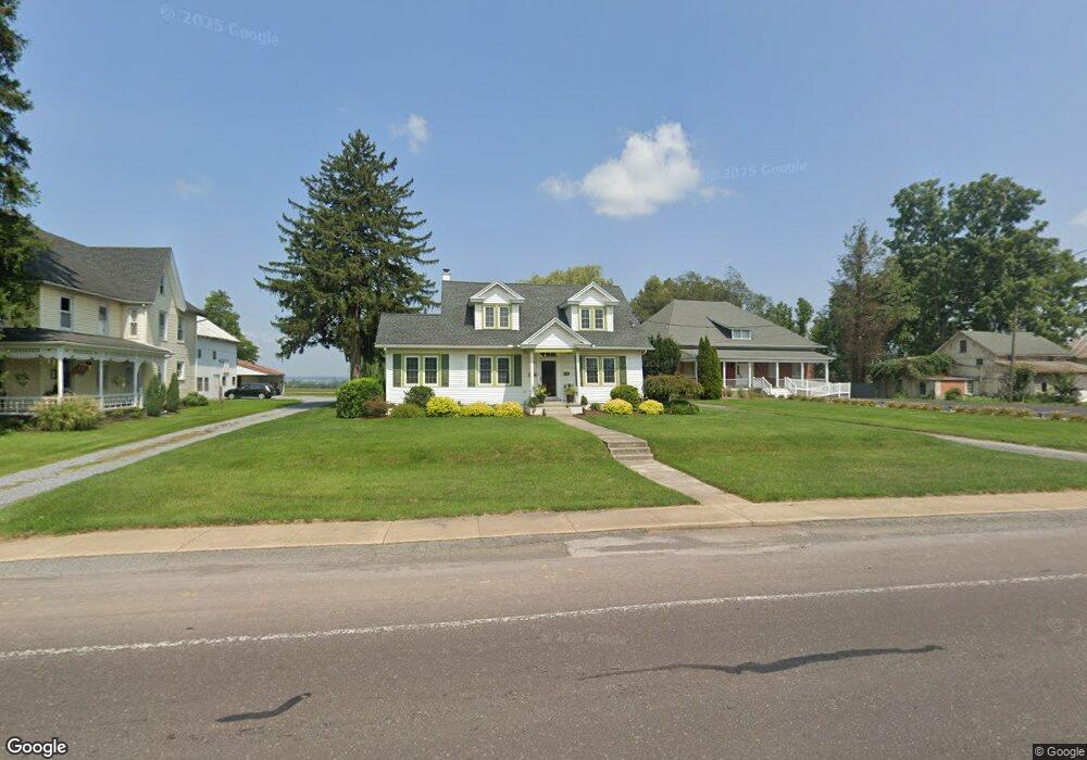 165 E Main St, Leola, PA 17540 - photo 1