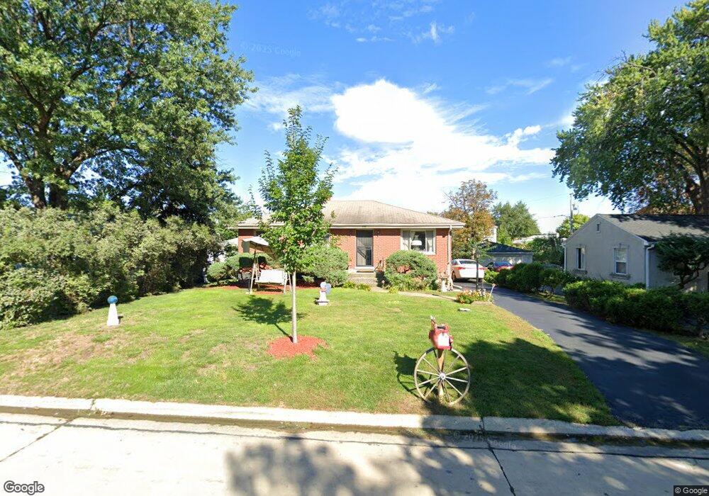 543 N Indiana St, Elmhurst, IL 60126 - photo 1