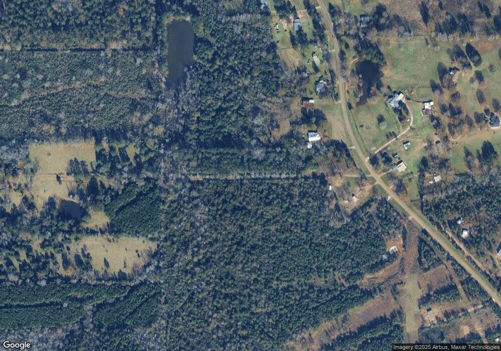 272 Hogue Rd, Lufkin, TX 75904 - photo 1