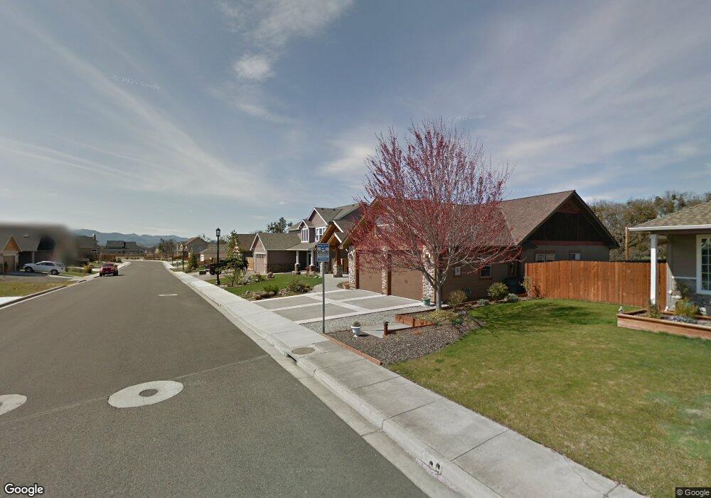 2195 Rabun Way, Central Point, OR 97502 - photo 1