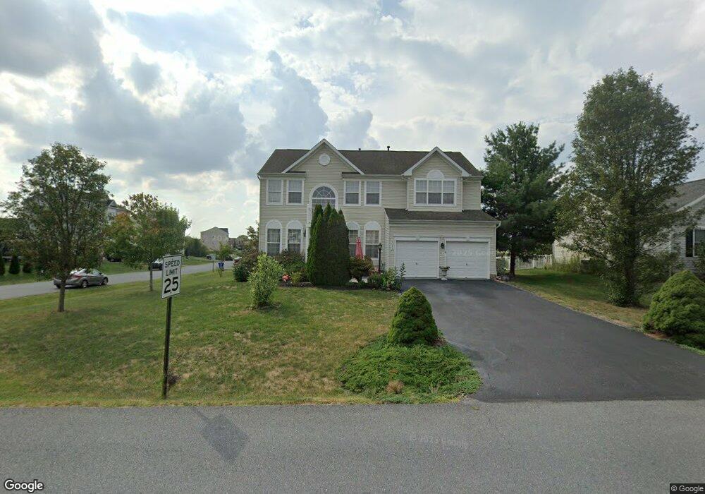 9033 Lindale Ave, Greencastle, PA 17225 - photo 1