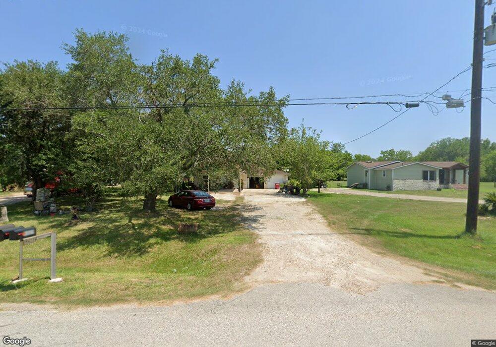 4805 Arnold Dr, Pearland, TX 77584 - photo 1