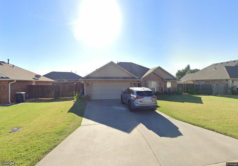 2306 Whispering Pine Blvd, Shawnee, OK 74804 - photo 1