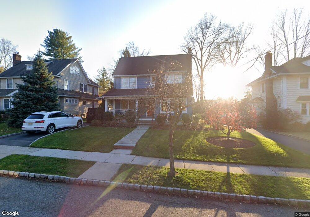 7 Sutton Place, Verona, NJ 07044 - photo 1