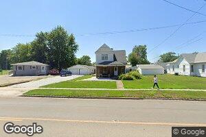 710 S Main St, Lewistown, IL 61542