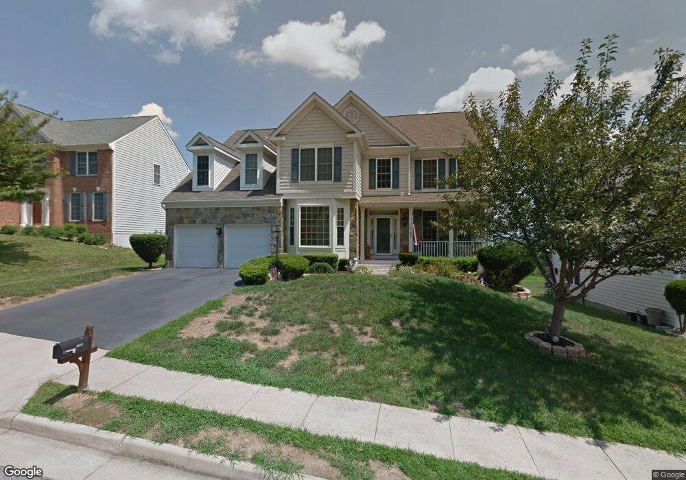 2786 Burrough Hill Ln, Woodbridge, VA 22191 - photo 1