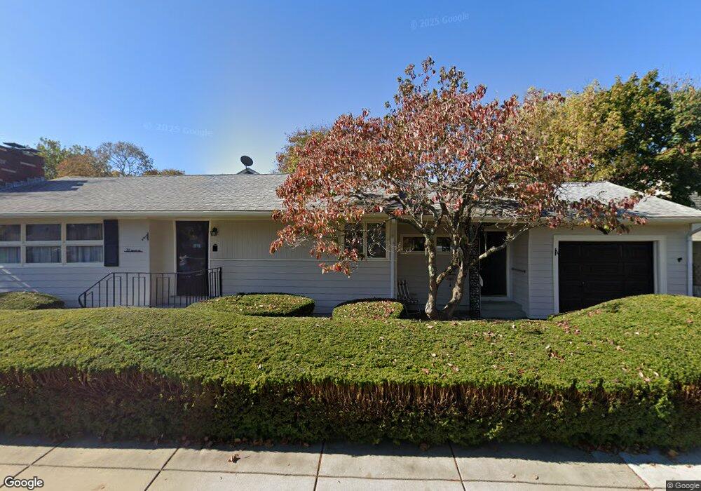 21 Valley Rd, Dorchester Center, MA 02124 - photo 1