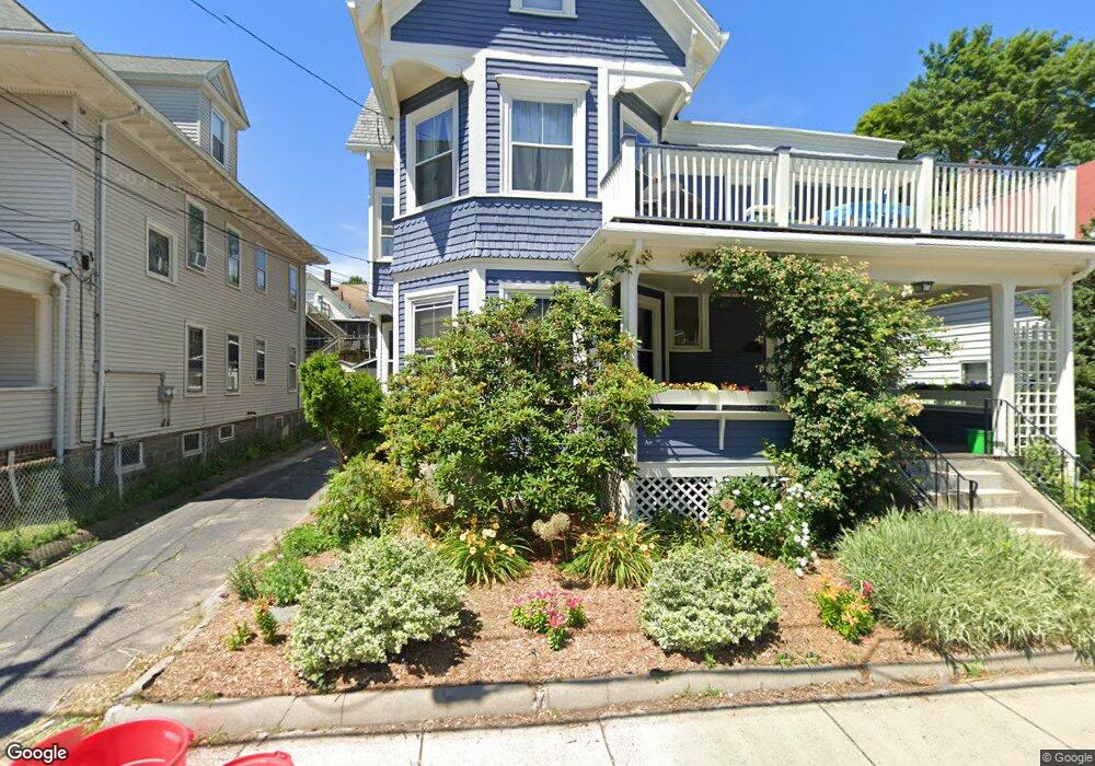 99-101 Poplar St unit 2, Boston, MA 02131 - photo 1