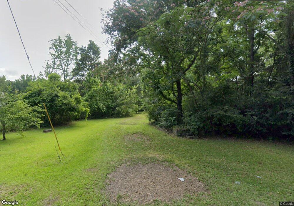 506 Peachtree St, Atmore, AL 36502 - photo 1