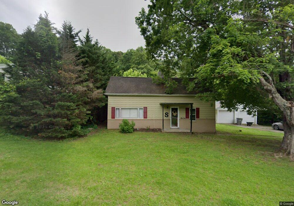 3217 Cherokee Dr, Morristown, TN 37814 - photo 1