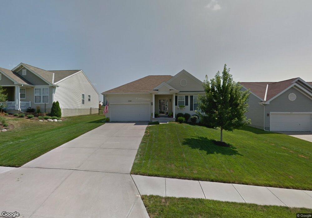 2103 Lakewood Dr, Papillion, NE 68046 - photo 1