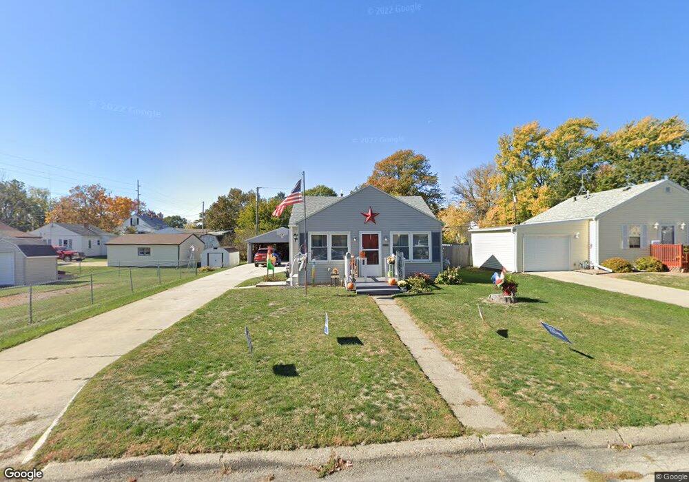 407 W 14th St N, Newton, IA 50208 - photo 1