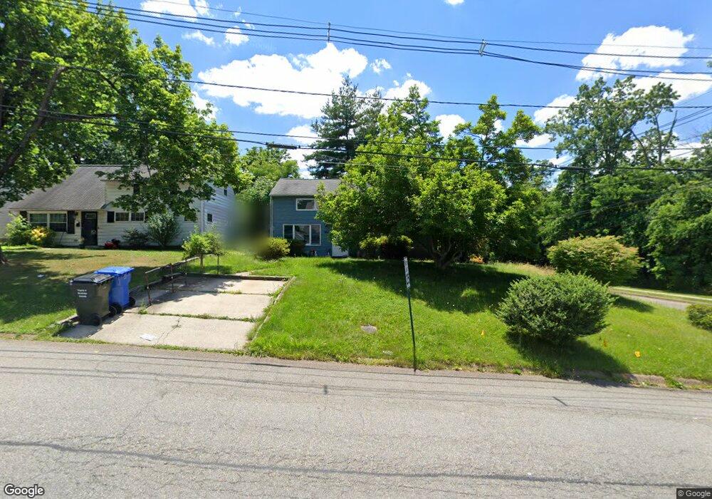 5 Washington Ave, Iselin, NJ 08830 - photo 1