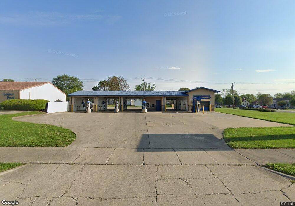 700 Charleston Ave, Mattoon, IL 61938 - photo 1