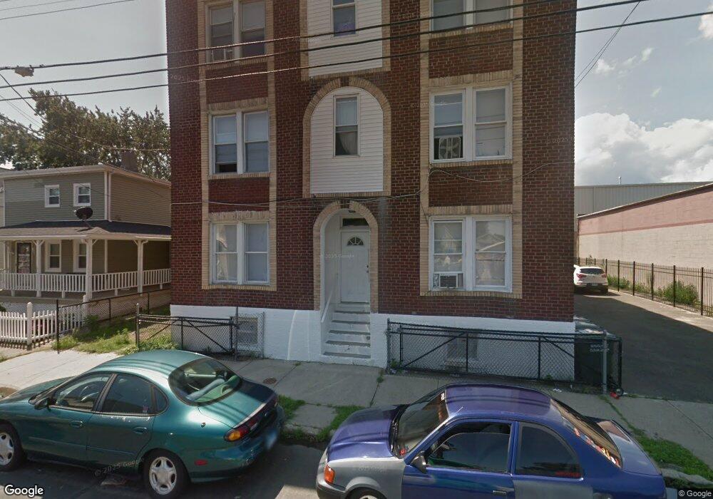 84 Elizabeth St unit 90, Bridgeport, CT 06610 - photo 1