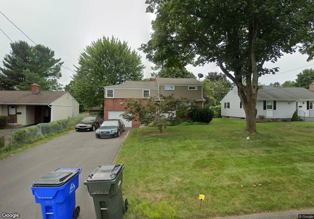 75 Crystal St, Wethersfield, CT 06109 - photo 1