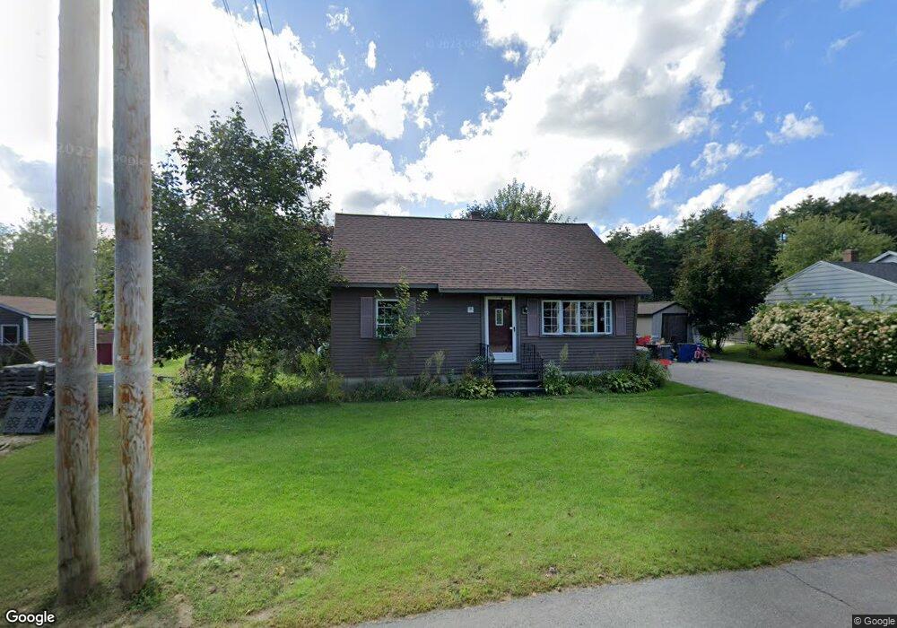 469 W Elm St, Yarmouth, ME 04096 - photo 1