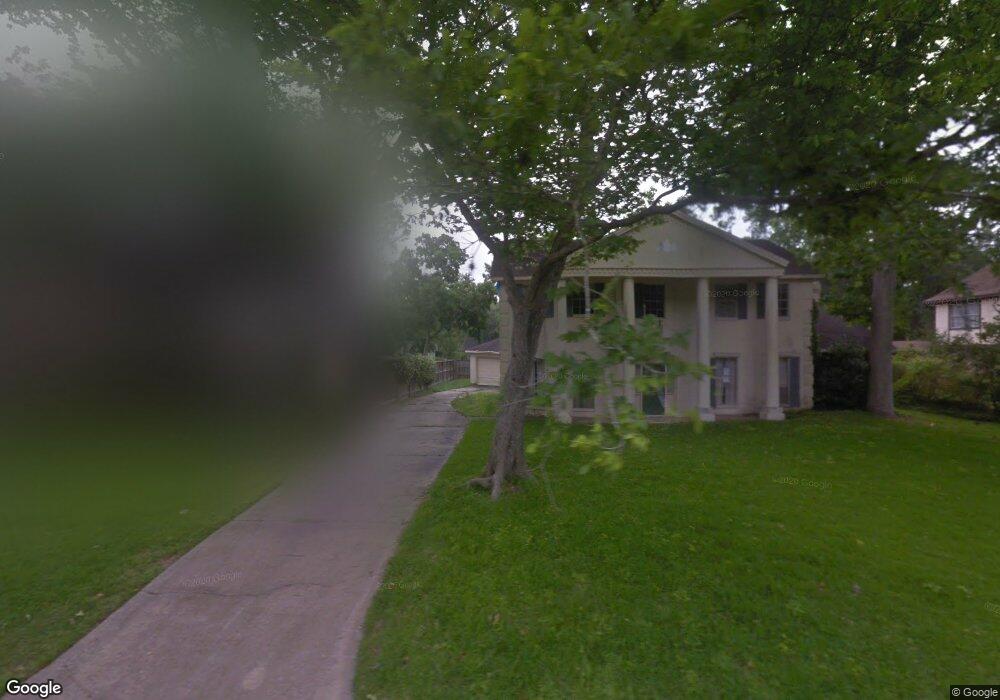 209 Saint Cloud Dr, Friendswood, TX 77546 - photo 1