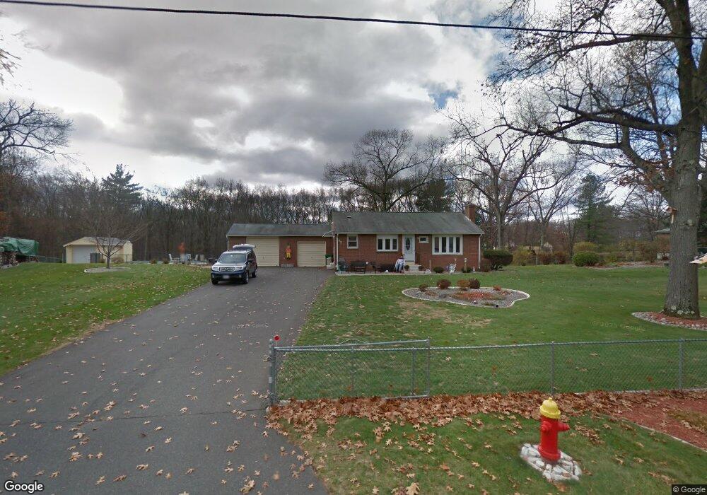 85 Ludlow Rd, Chicopee, MA 01020 - photo 1