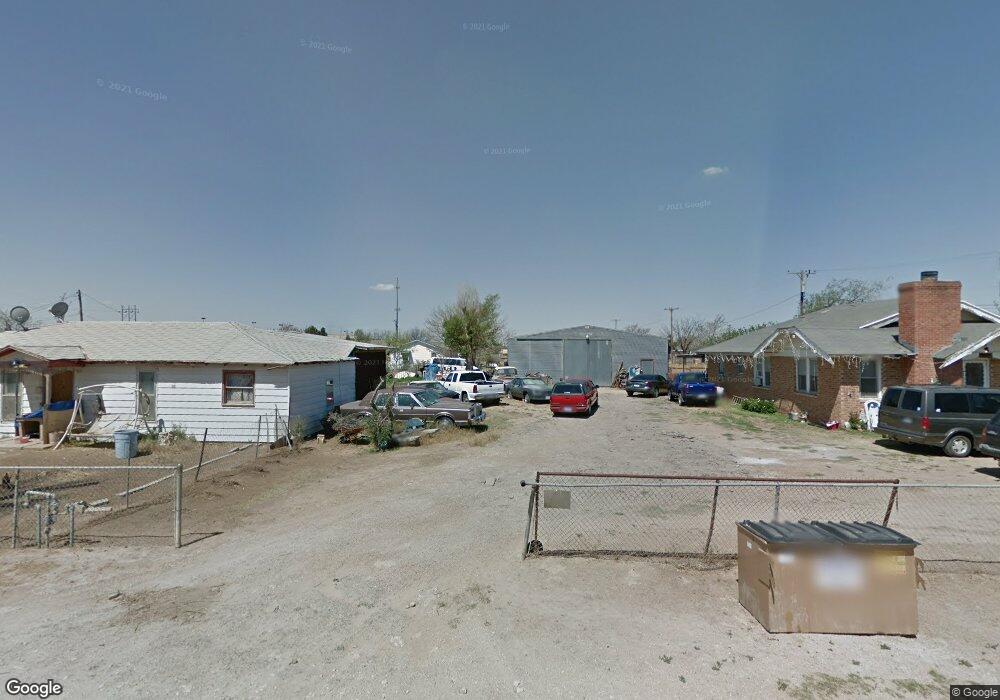 2417 Wilson St, Plainview, TX 79072 - photo 1