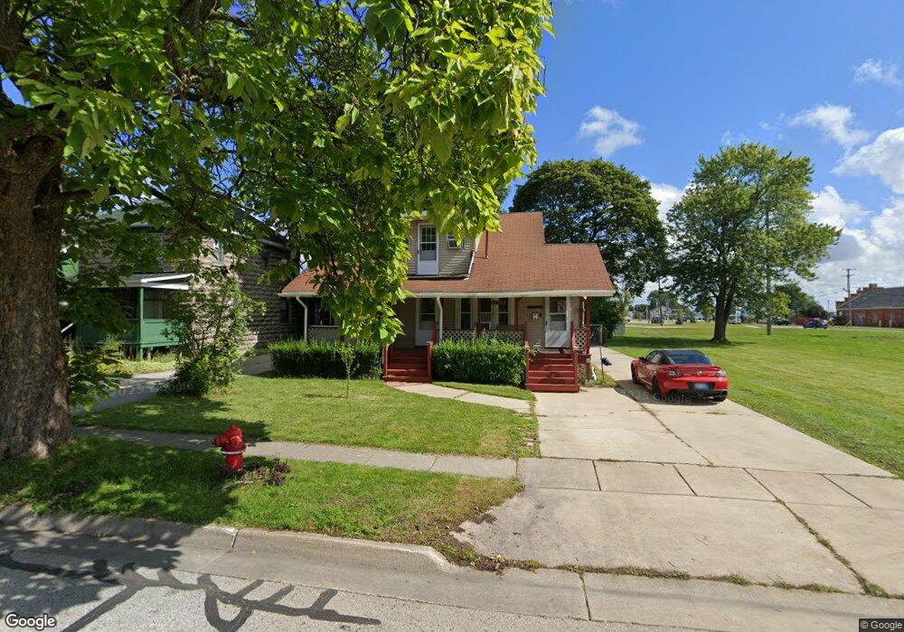 2315 North Blvd, Port Huron, MI 48060 - photo 1