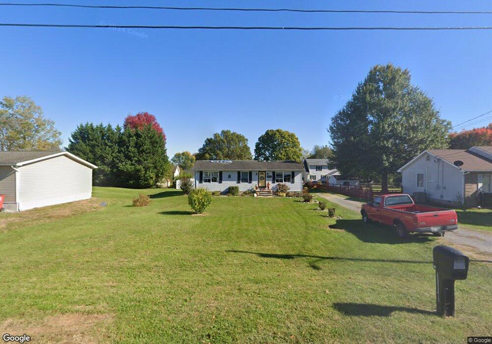 49 Declaration Dr, Inwood, WV 25428 - photo 1