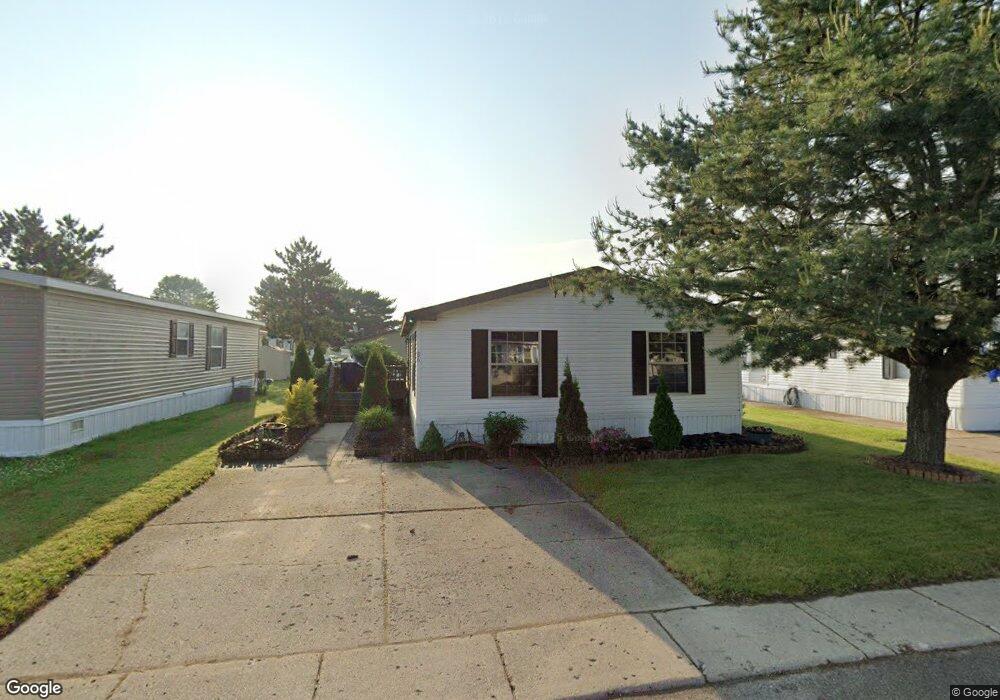 86 Pineview Dr, Flint, MI 48506 - photo 1