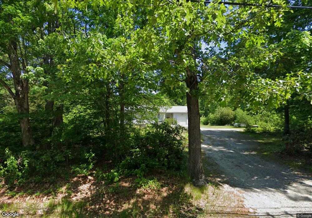 440 River Rd, Uxbridge, MA 01569 - photo 1