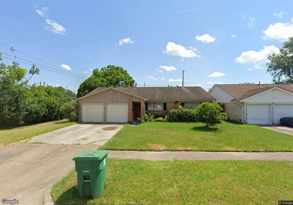 11003 Caribbean Ln, Houston, TX 77089 - photo 1