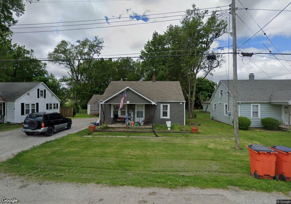 901 N 16th St, Mattoon, IL 61938 - photo 1