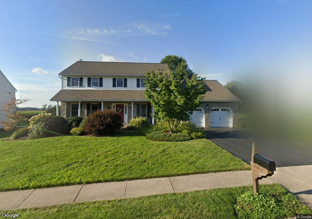 65 Magnolia Dr, Leola, PA 17540 - photo 1