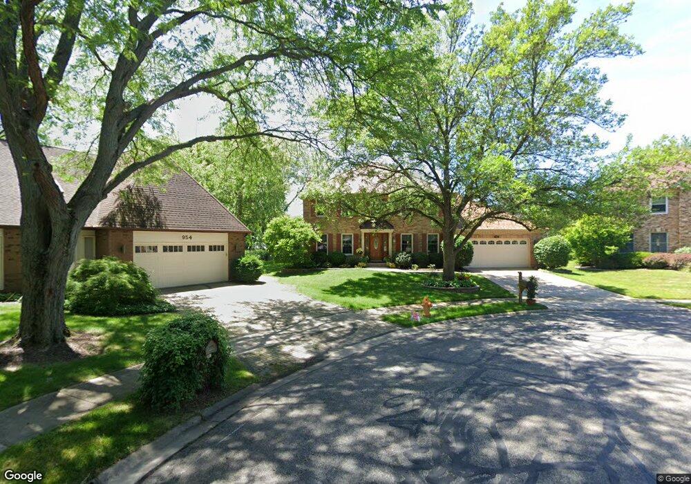 950 Rice Ct, Naperville, IL 60565 - photo 1