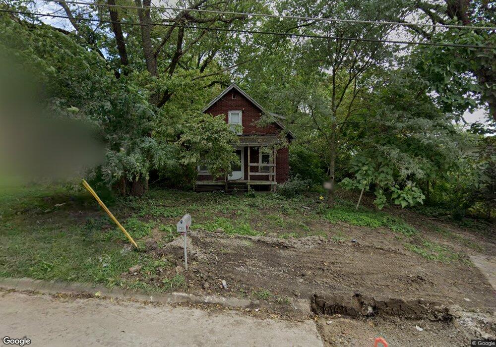 1413 Pioneer Rd, Des Moines, IA 50320 - photo 1