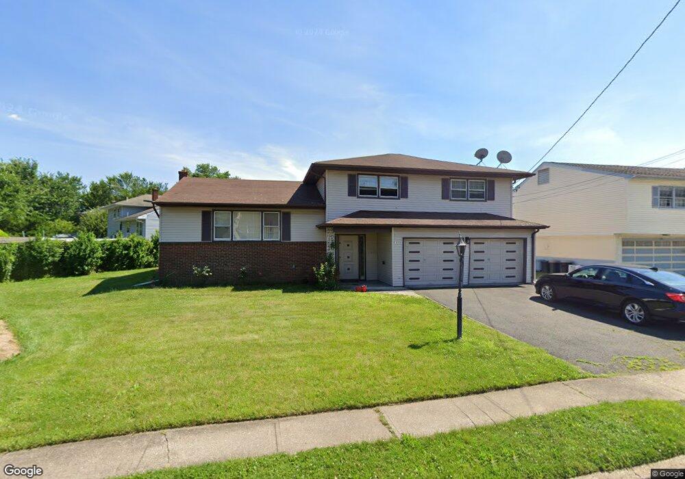 539 Scotland Rd, Union, NJ 07083 - photo 1