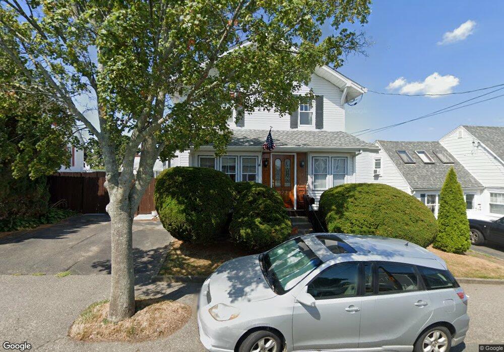 17 Richfield St, Quincy, MA 02171 - photo 1