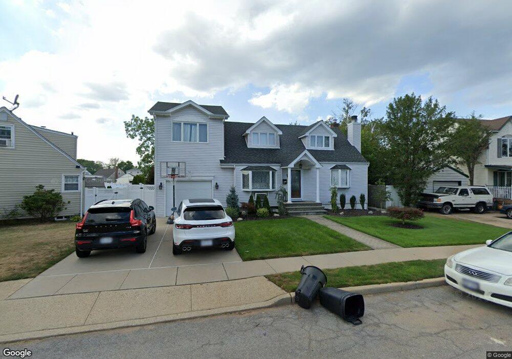 750 Forte Blvd, Franklin Square, NY 11010 - photo 1