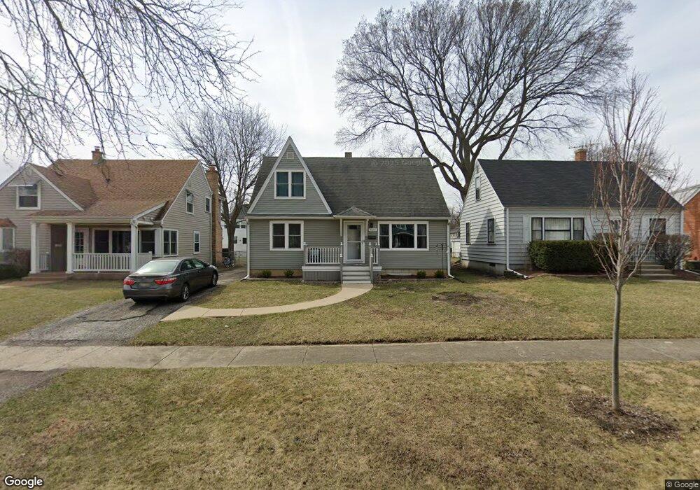924 S Fairfield Ave, Elmhurst, IL 60126 - photo 1