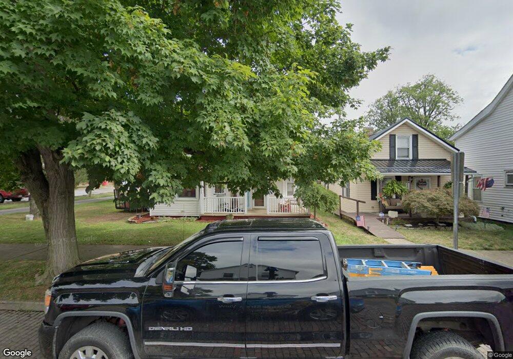 220 E Franklin St, Circleville, OH 43113 - photo 1