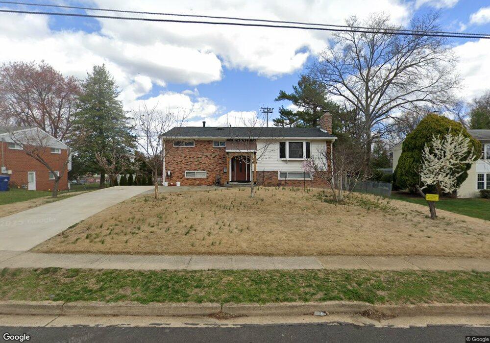 6930 Girard St, McLean, VA 22101 - photo 1